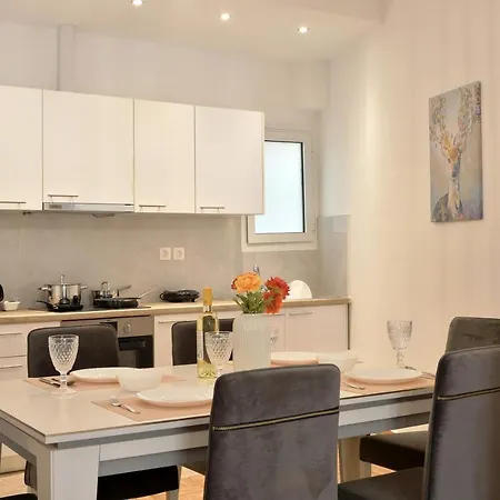 Διαμέρισμα Cosy @neighborhood Of Acropolis Gtd-8210 *